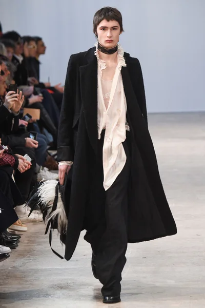 Look 43